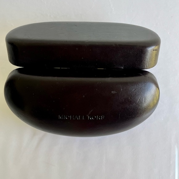 MICHAEL KORS Women Hard Clamshell Sunglasses Case - Picture 6 of 16